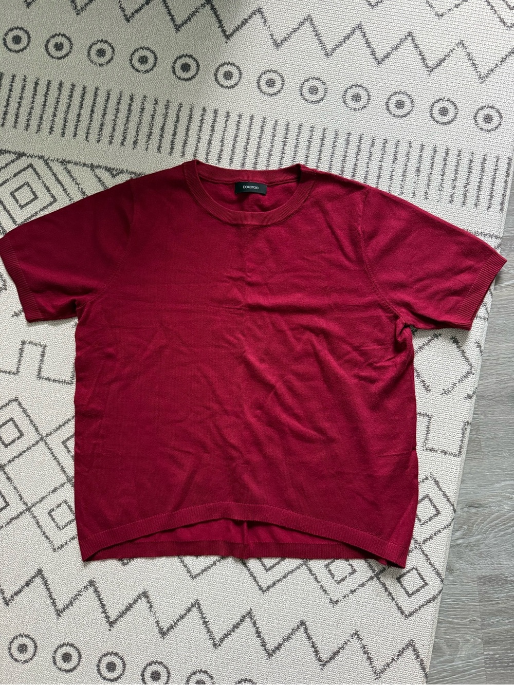 Dokotoo Women's Short-Sleeve Crewneck Tee in Burgundy